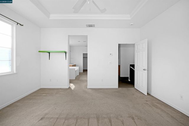 5700 Oakmont Dr, Richmond, CA 94806