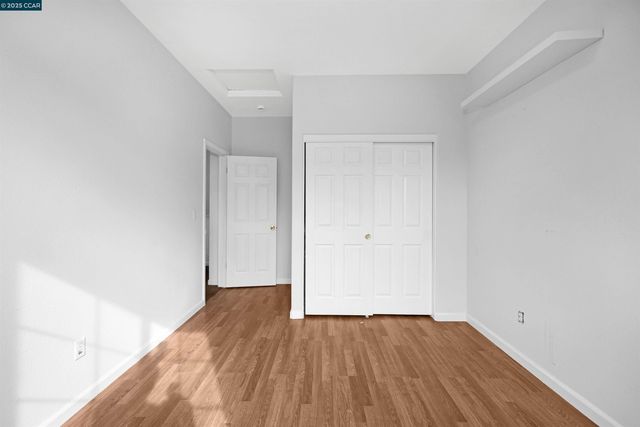 5700 Oakmont Dr, Richmond, CA 94806