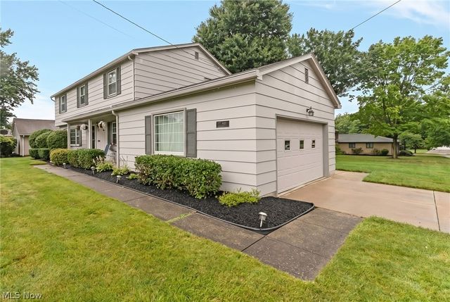 680 Forest Ridge Drive, Youngstown, OH 44512