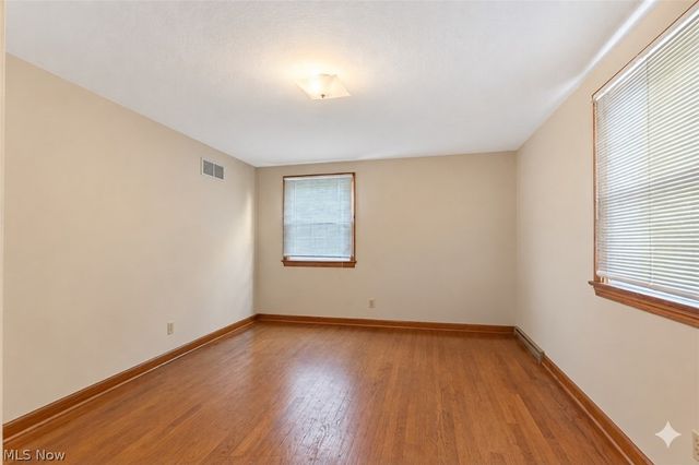 680 Forest Ridge Drive, Youngstown, OH 44512