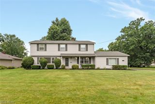 680 Forest Ridge Drive, Youngstown, OH 44512