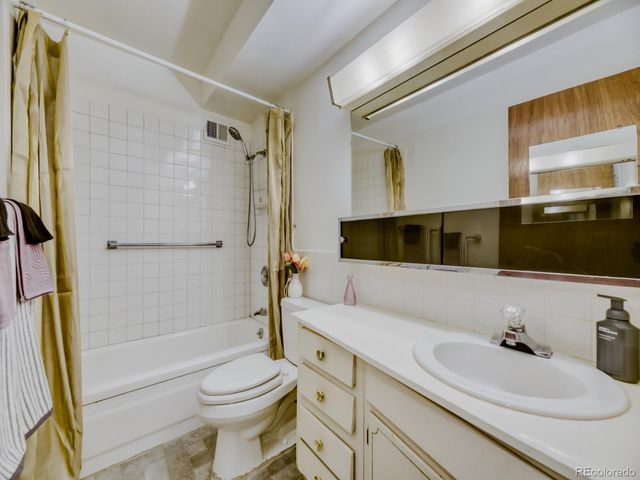 650 S Clinton Street 5C, Denver, CO 80247