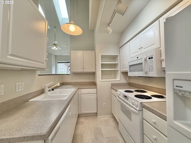 9008 Ne 54TH St H33, Vancouver, WA 98662