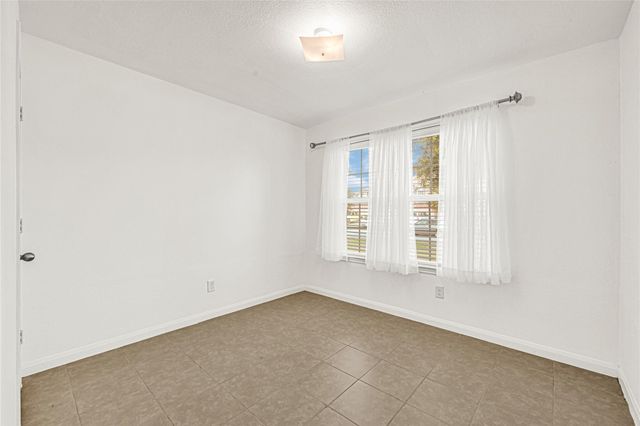 315 Hawks View Drive, La Marque, TX 77568