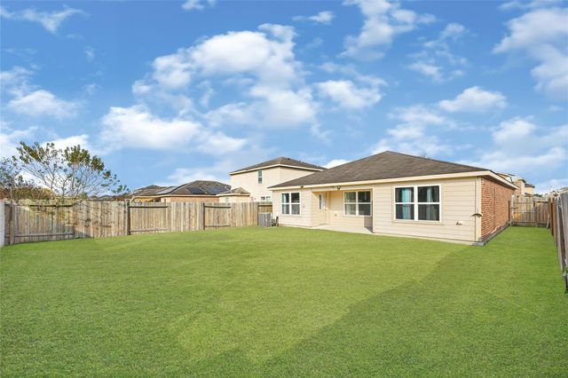 315 Hawks View Drive, La Marque, TX 77568