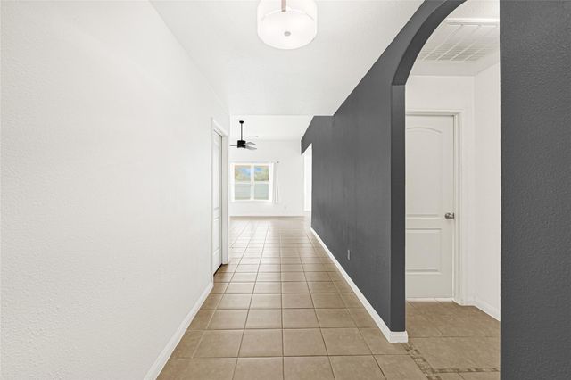 315 Hawks View Drive, La Marque, TX 77568