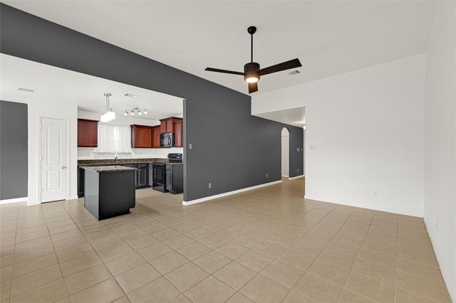 315 Hawks View Drive, La Marque, TX 77568