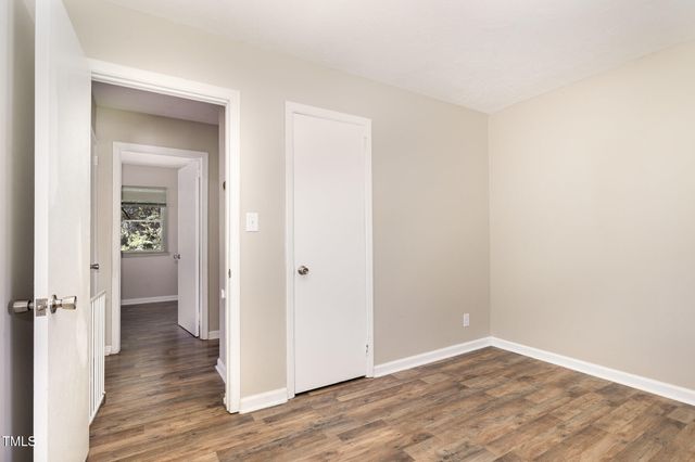 925 Rochester Drive, Fayetteville, NC 28305