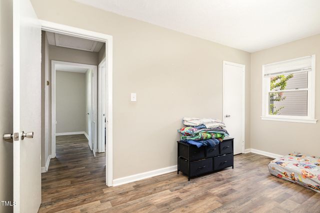 925 Rochester Drive, Fayetteville, NC 28305