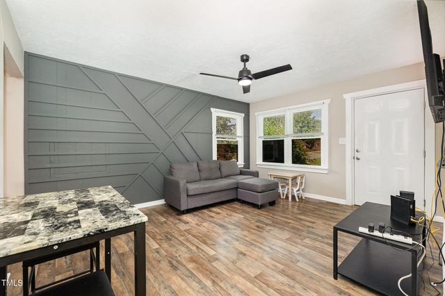 925 Rochester Drive, Fayetteville, NC 28305