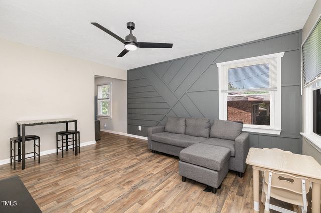 925 Rochester Drive, Fayetteville, NC 28305