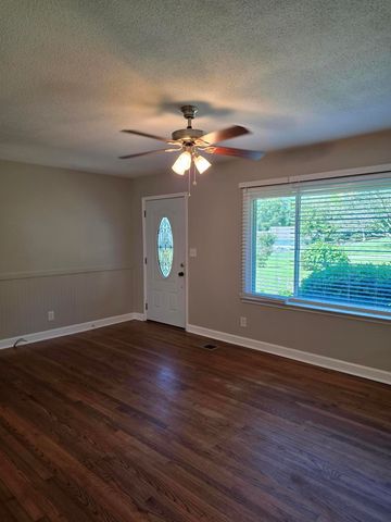 37 Mohawk Trail, Ringgold, GA 30736