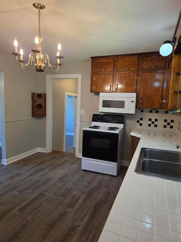 37 Mohawk Trail, Ringgold, GA 30736