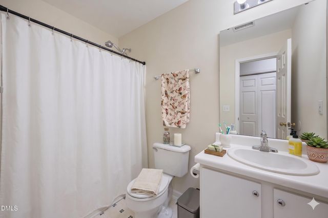 919 Homestead Park Drive, Apex, NC 27502