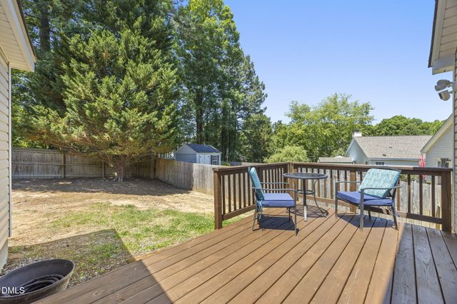 919 Homestead Park Drive, Apex, NC 27502