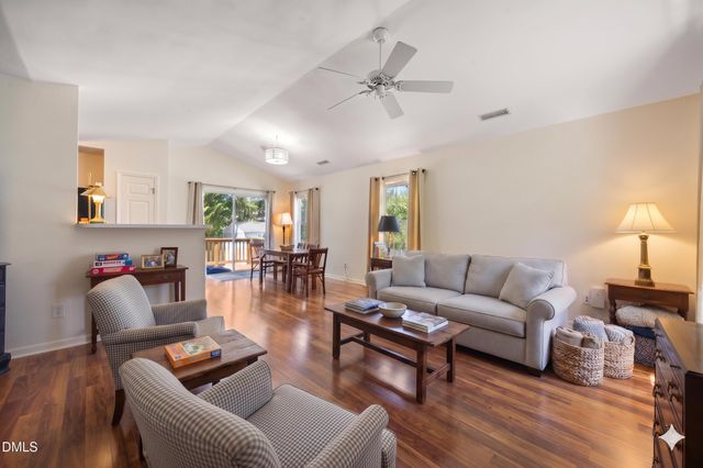 919 Homestead Park Drive, Apex, NC 27502