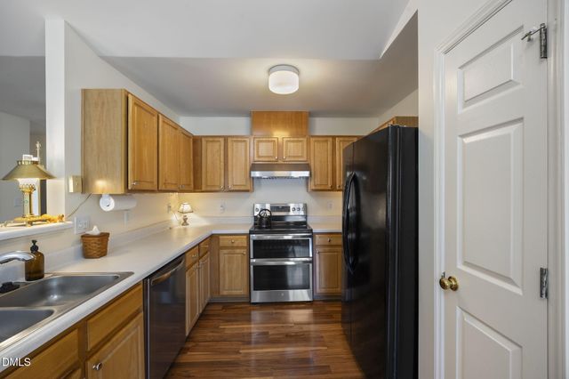 919 Homestead Park Drive, Apex, NC 27502