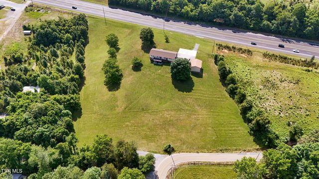 6089 Bristol Highway, Piney Flats, TN 37686