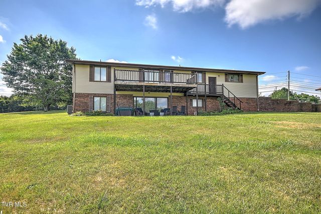 6089 Bristol Highway, Piney Flats, TN 37686