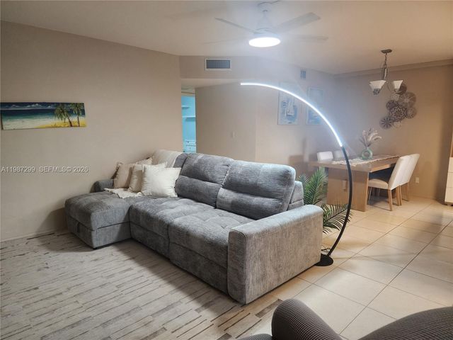 100 SE 6th Avenue 107, Pompano Beach, FL 33060
