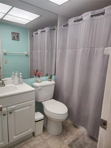 100 SE 6th Avenue 107, Pompano Beach, FL 33060