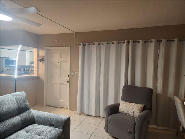 100 SE 6th Avenue 107, Pompano Beach, FL 33060