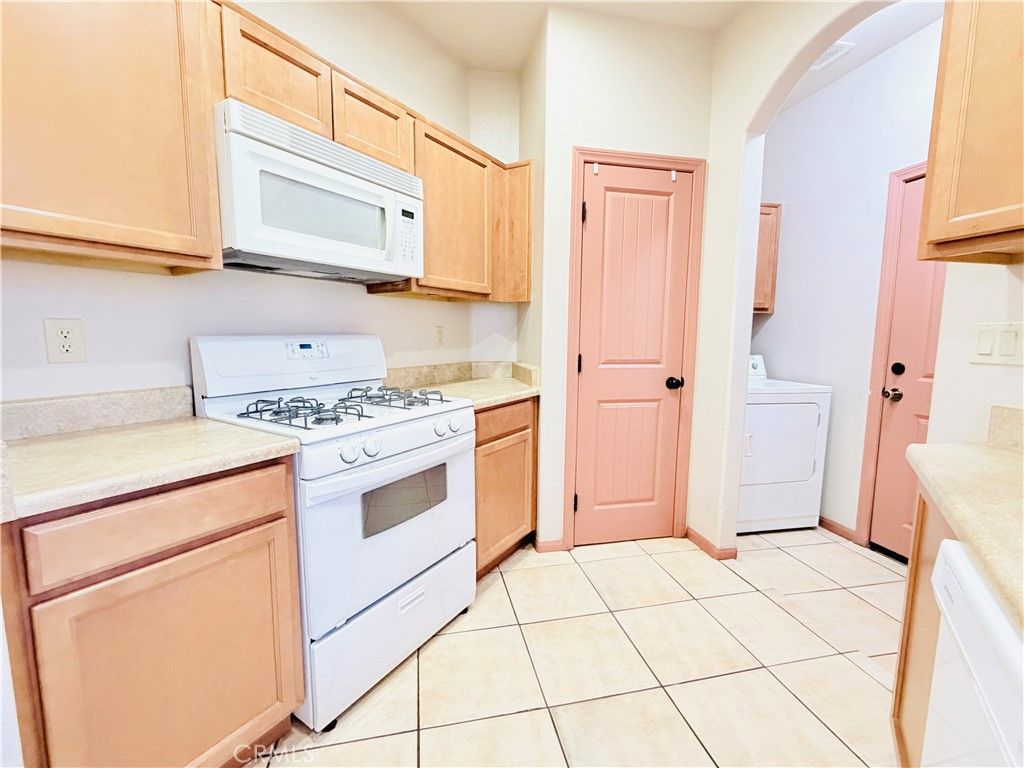 Image 11 of property listing at 7490 Saladin Avenue, 29 Palms, CA 92277