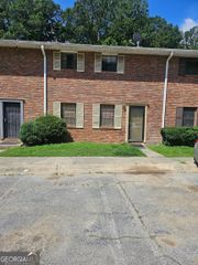 6354 Shannon Parkway 11-C, Union City, GA 30291