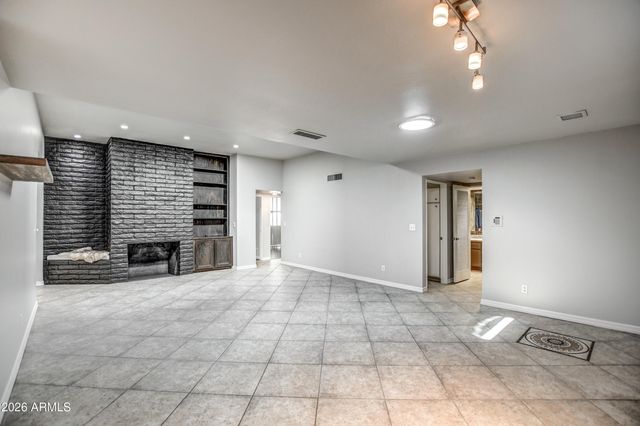 8647 E DEVONSHIRE Avenue, Scottsdale, AZ 85251