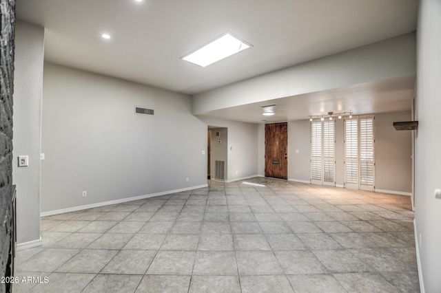 8647 E DEVONSHIRE Avenue, Scottsdale, AZ 85251