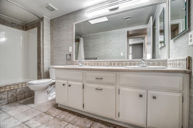 8647 E DEVONSHIRE Avenue, Scottsdale, AZ 85251