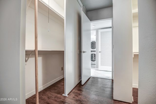 8647 E DEVONSHIRE Avenue, Scottsdale, AZ 85251