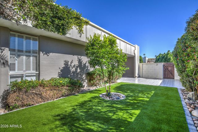 8647 E DEVONSHIRE Avenue, Scottsdale, AZ 85251