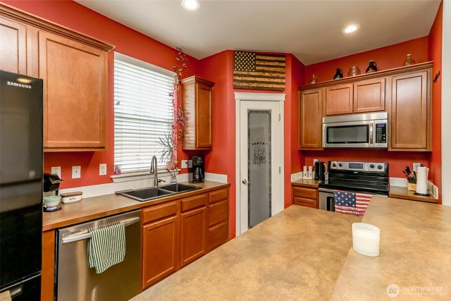 23503 79th Avenue E, Graham, WA 98338