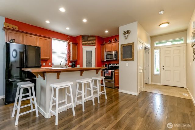 23503 79th Avenue E, Graham, WA 98338