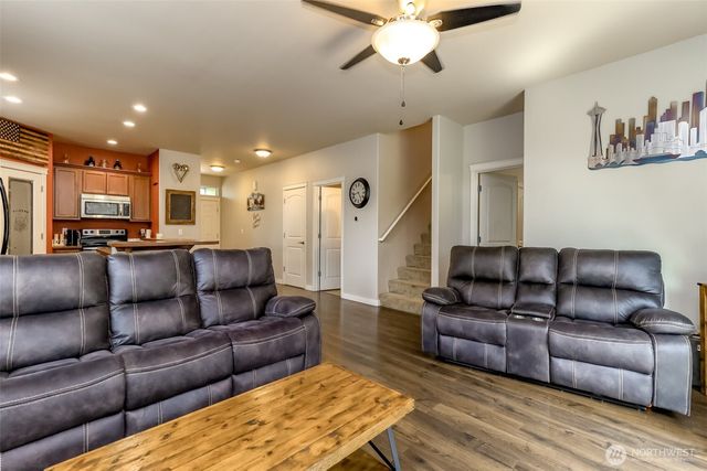 23503 79th Avenue E, Graham, WA 98338
