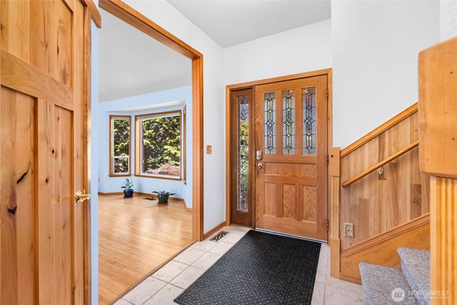 801 N Waugh Road, Mount Vernon, WA 98273