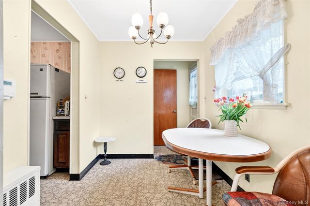 38 Raybrook Road, Yonkers, NY 10704