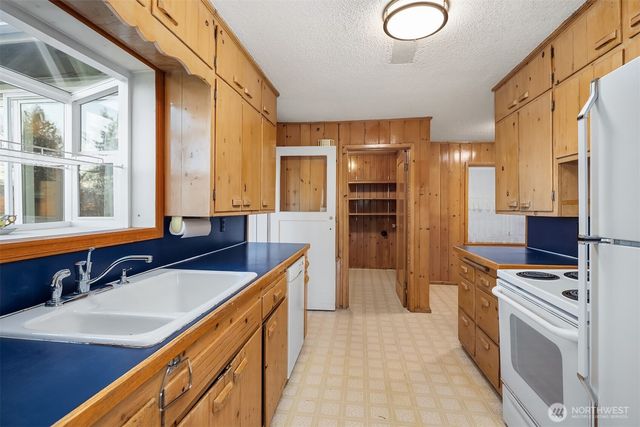 23430 High Bridge Road, Monroe, WA 98272