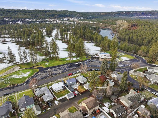 3114 N Columbia Cir, Spokane, WA 99205