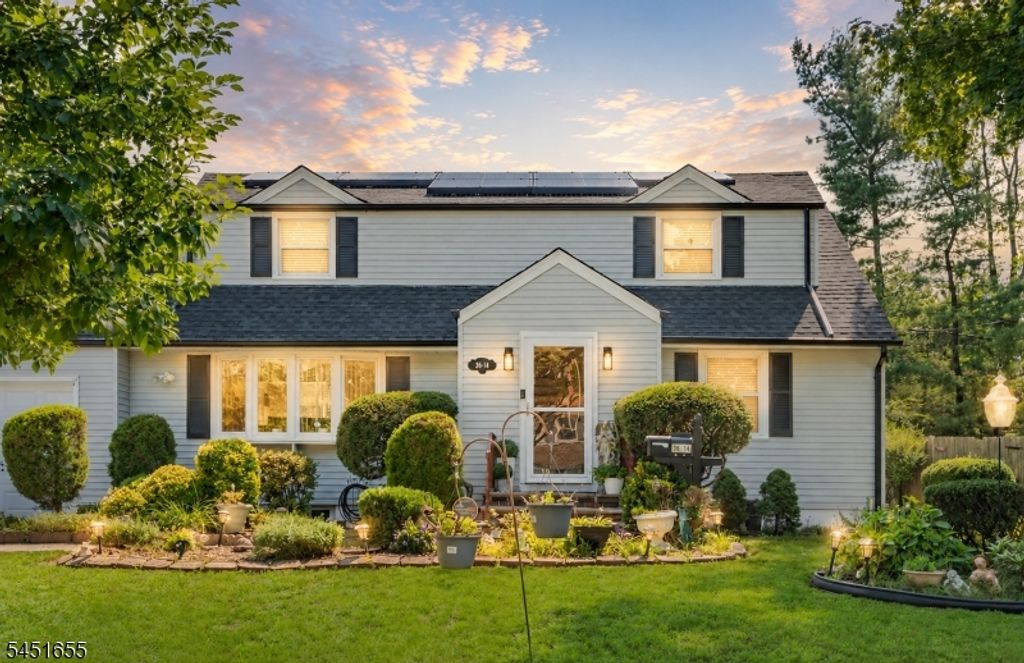 36 Northern Dr, Fair Lawn Boro, NJ 07410