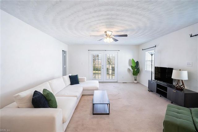 2629 Bapaume AVE, Norfolk, VA 23509