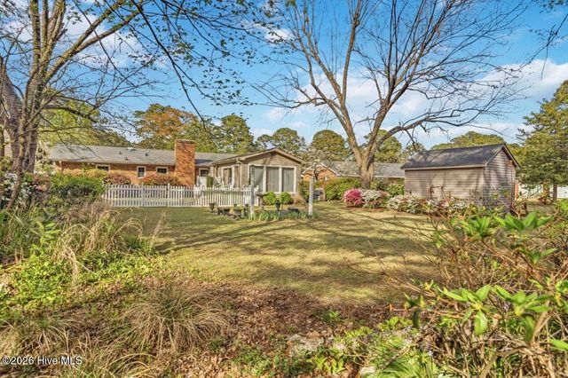 1709 Hillcrest Drive W, Wilson, NC 27893