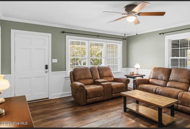 1709 Hillcrest Drive W, Wilson, NC 27893