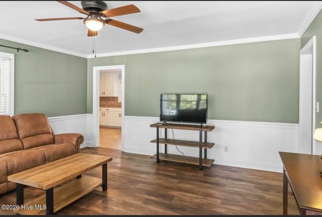 1709 Hillcrest Drive W, Wilson, NC 27893