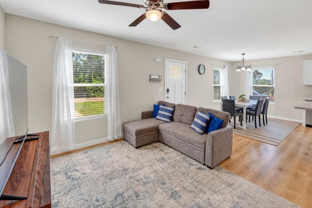 346 Skyline Road, Greer, SC 29651