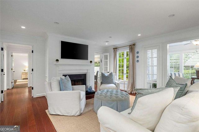 464 Ansley Walk Terrace NE, Atlanta, GA 30309