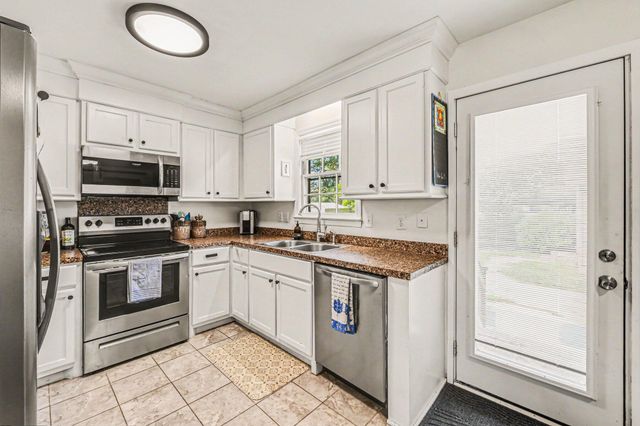 18 Ophir Drive, Charleston, SC 29407