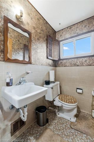 11828 Robinwood Boulevard, Warren, MI 48093