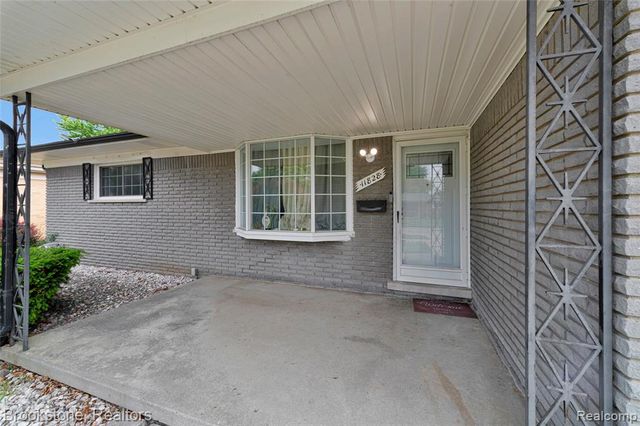 11828 Robinwood Boulevard, Warren, MI 48093